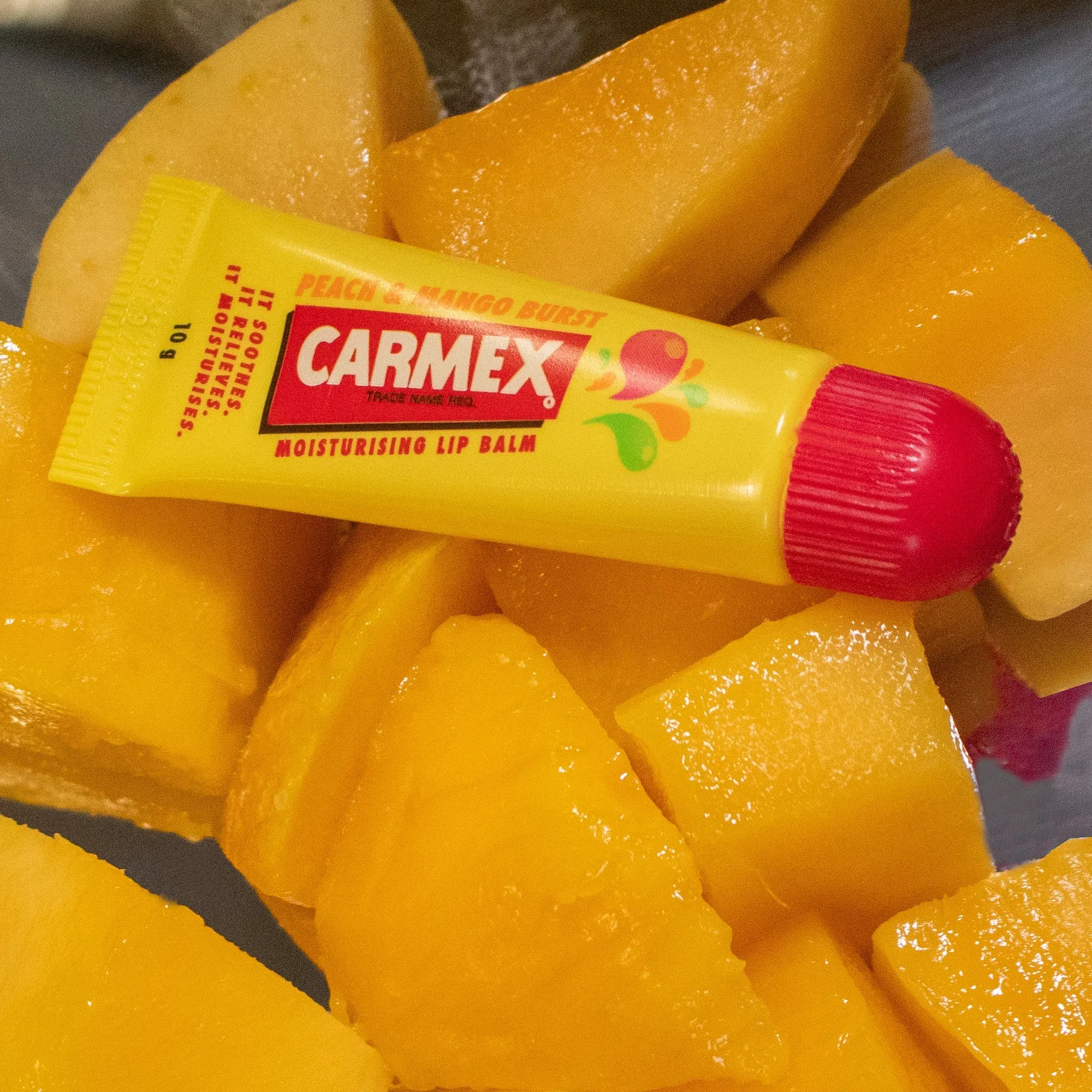 Carmex Peach & Mango Tube 10g