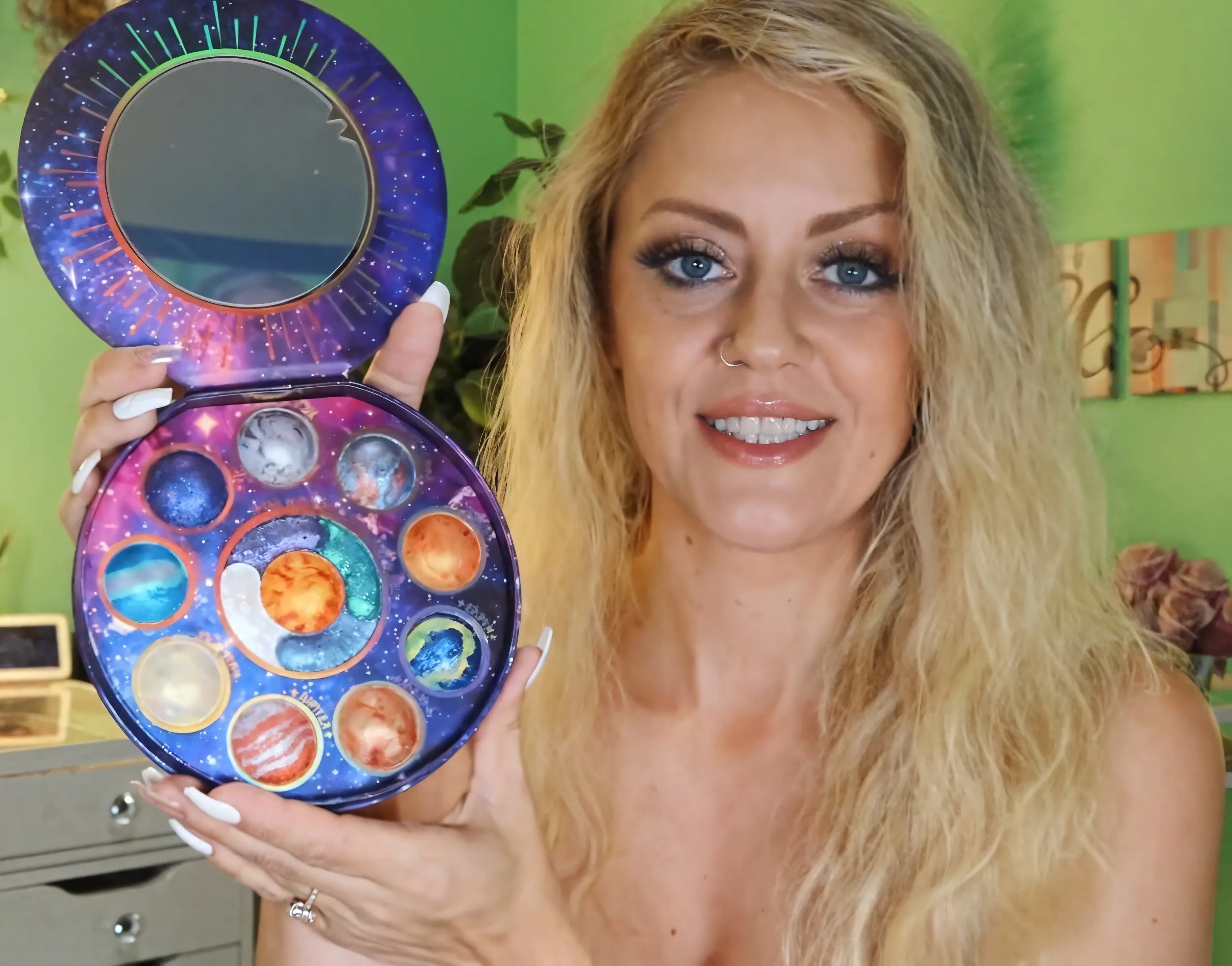 Galactic Assemble Eyeshadow Palette